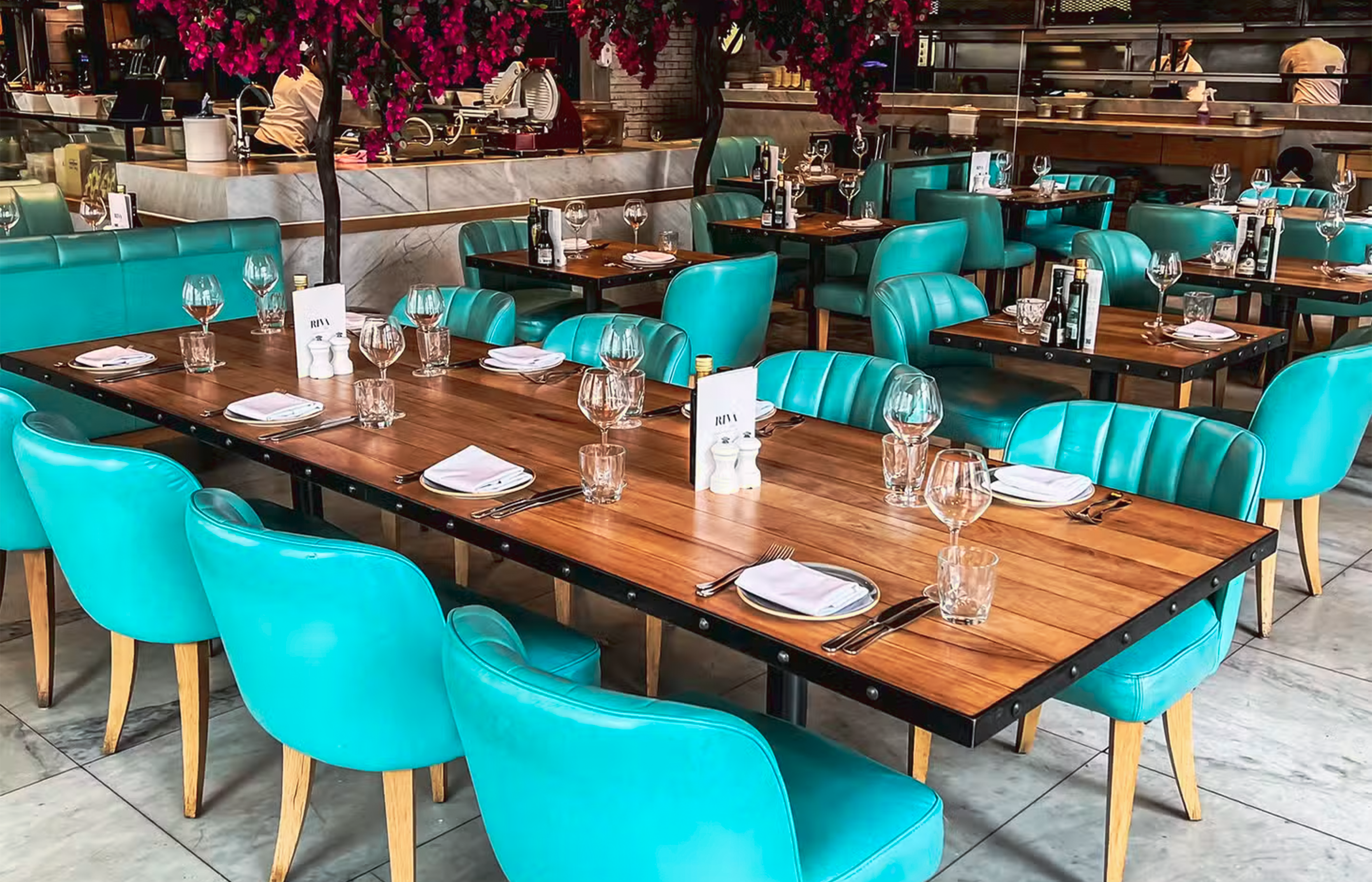 RIVA BLU : Liverpool / İNGİLTERE — 3